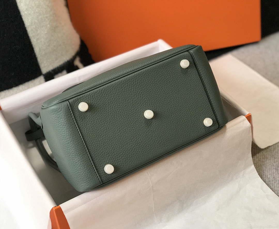 Hermes H073428 Lindy Bag 26 30 H231948
