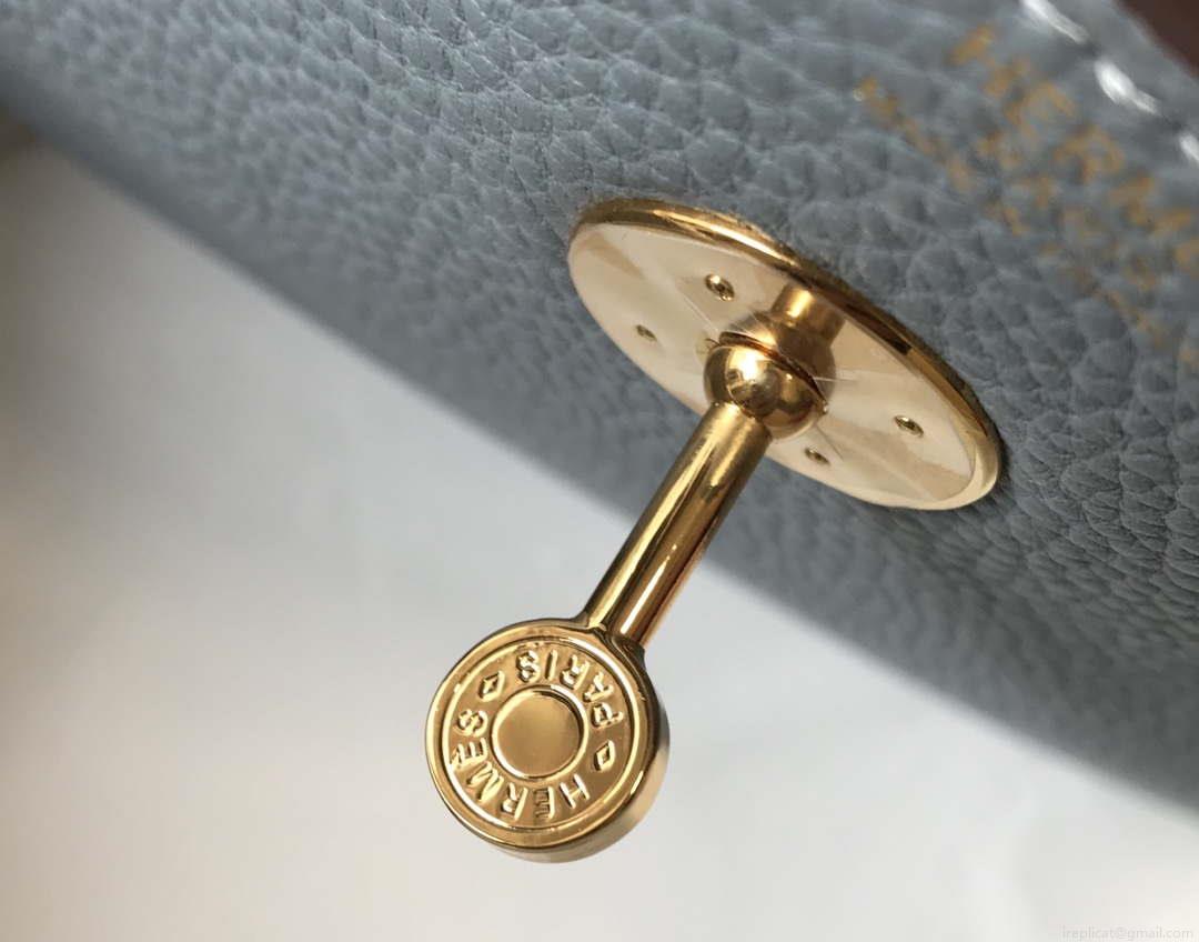 Hermes H073428 Lindy Bag 26 30 H231949
