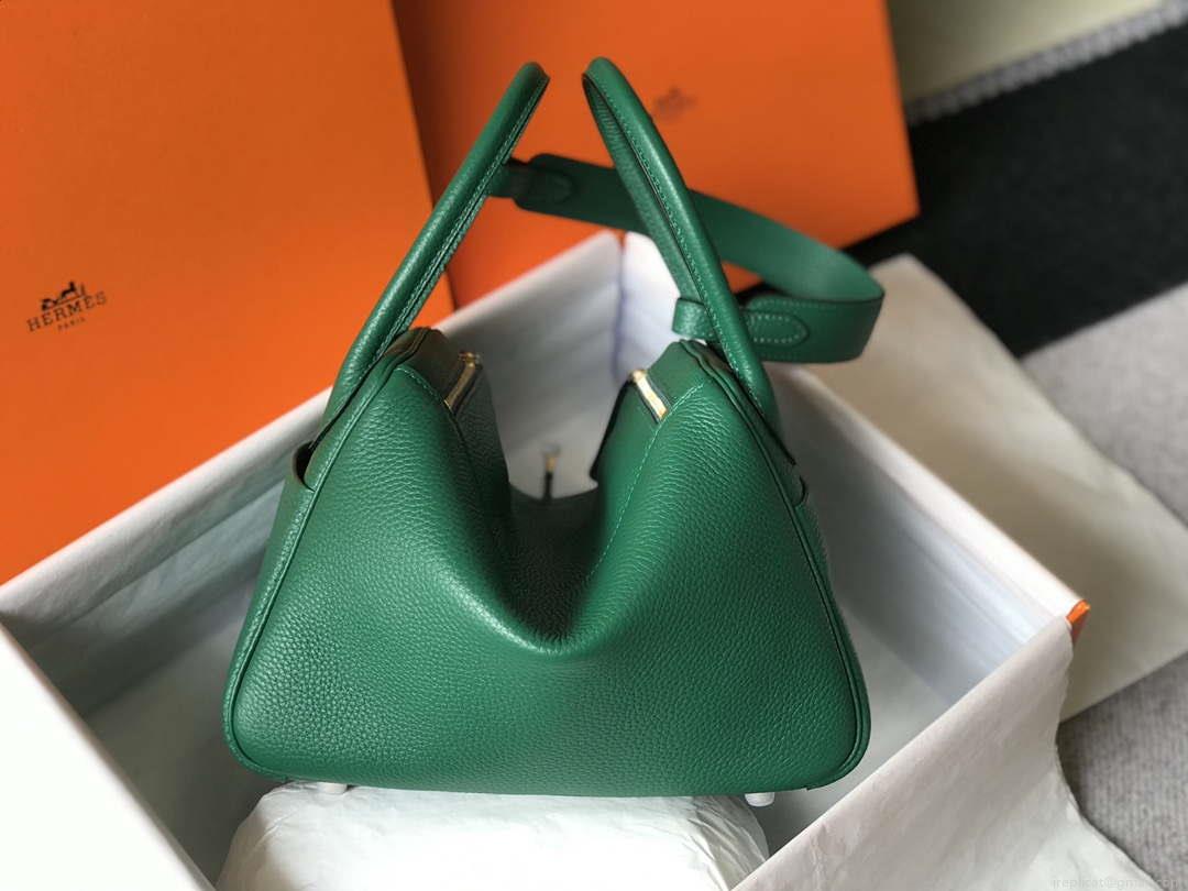 Hermes H073428 Lindy Bag 26 30 H231950