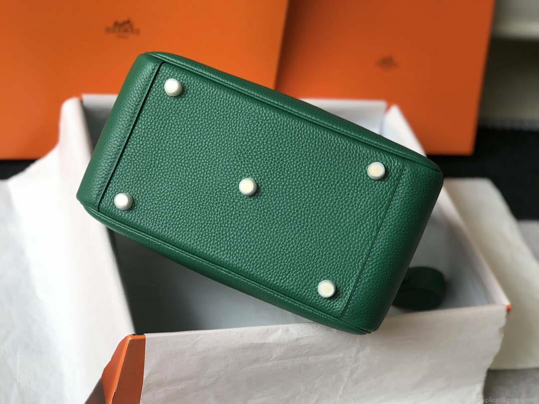 Hermes H073428 Lindy Bag 26 30 H231950