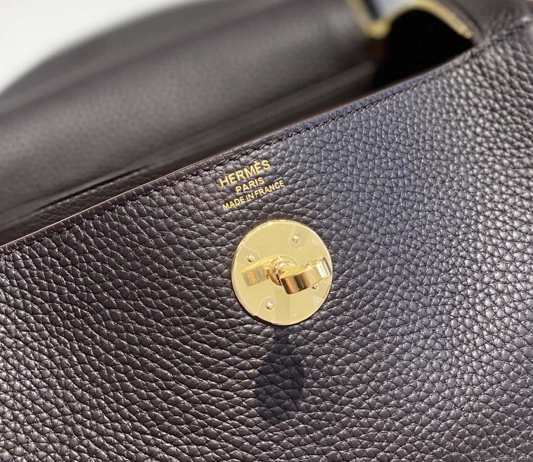 Hermes H073428 Lindy Bag 26 30 H231952