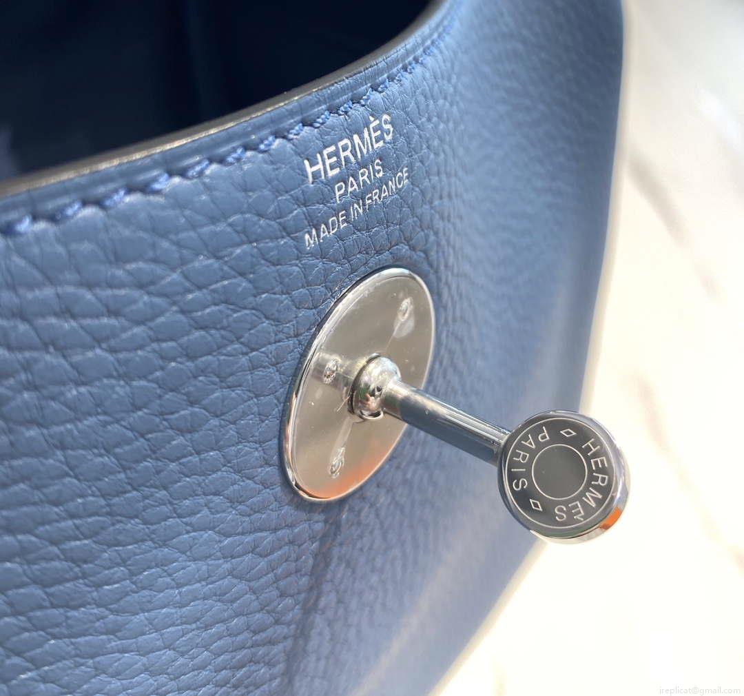 Hermes H073428 Lindy Bag 26 30 H231953