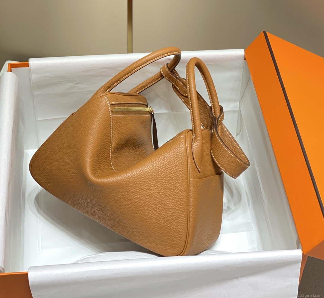 Hermes H073428 Lindy Bag 26 30 H231954