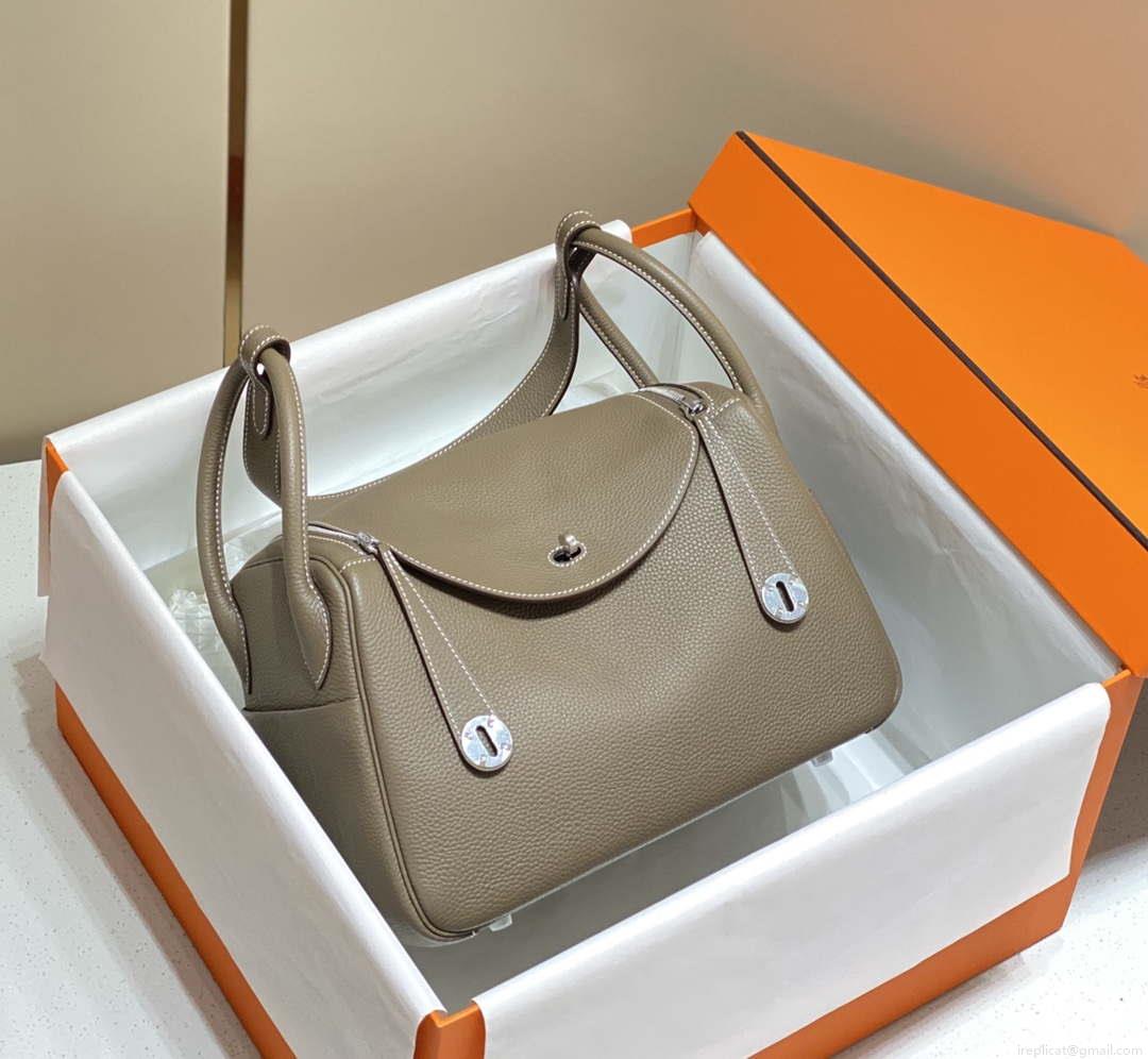 Hermes H073428 Lindy Bag 26 30 H231958