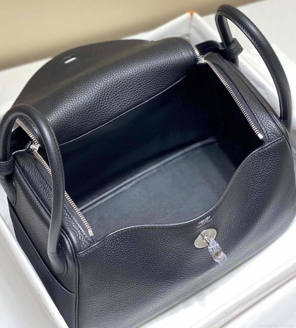 Hermes H073428 Lindy Bag 26 30 H231959