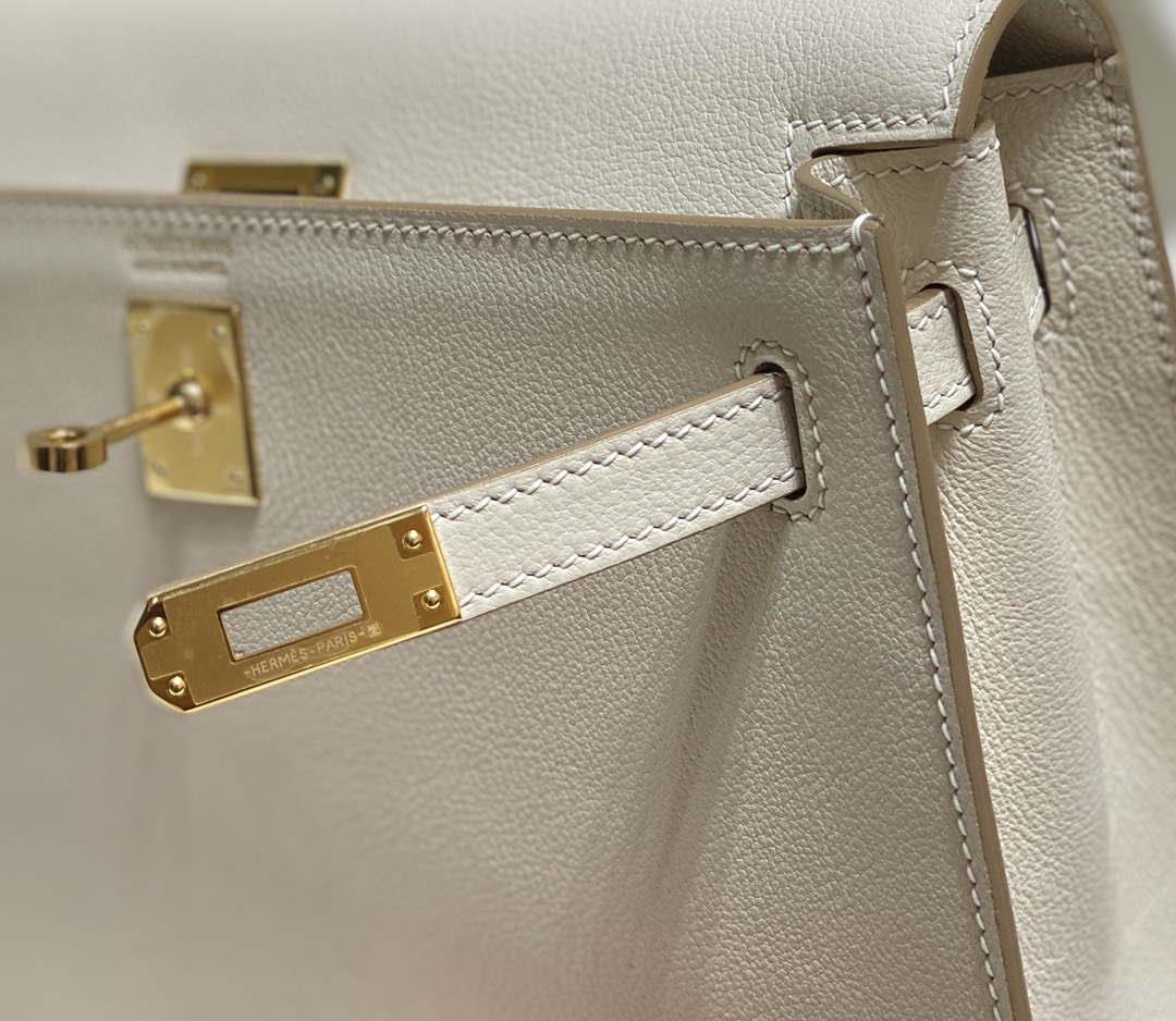 Hermes Evercolor Kelly Danse II 22cm Leather Crossbody Bag H20366 White
