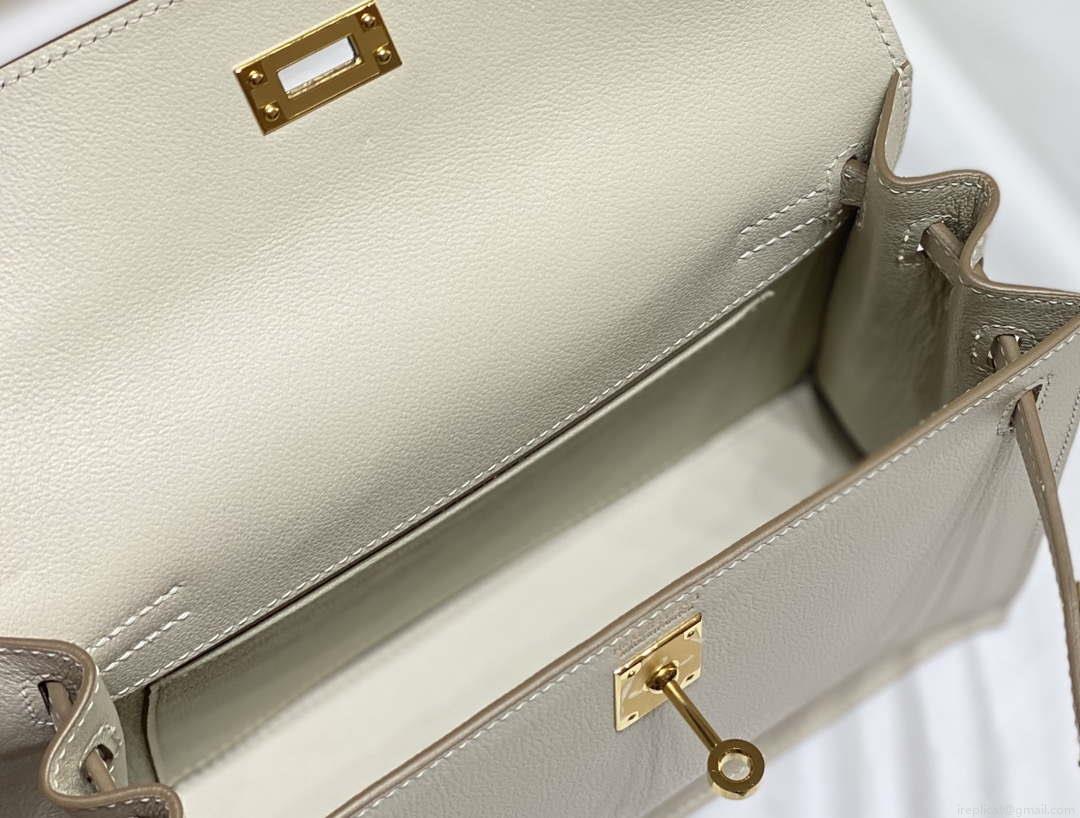 Hermes Evercolor Kelly Danse II 22cm Leather Crossbody Bag H20366 White