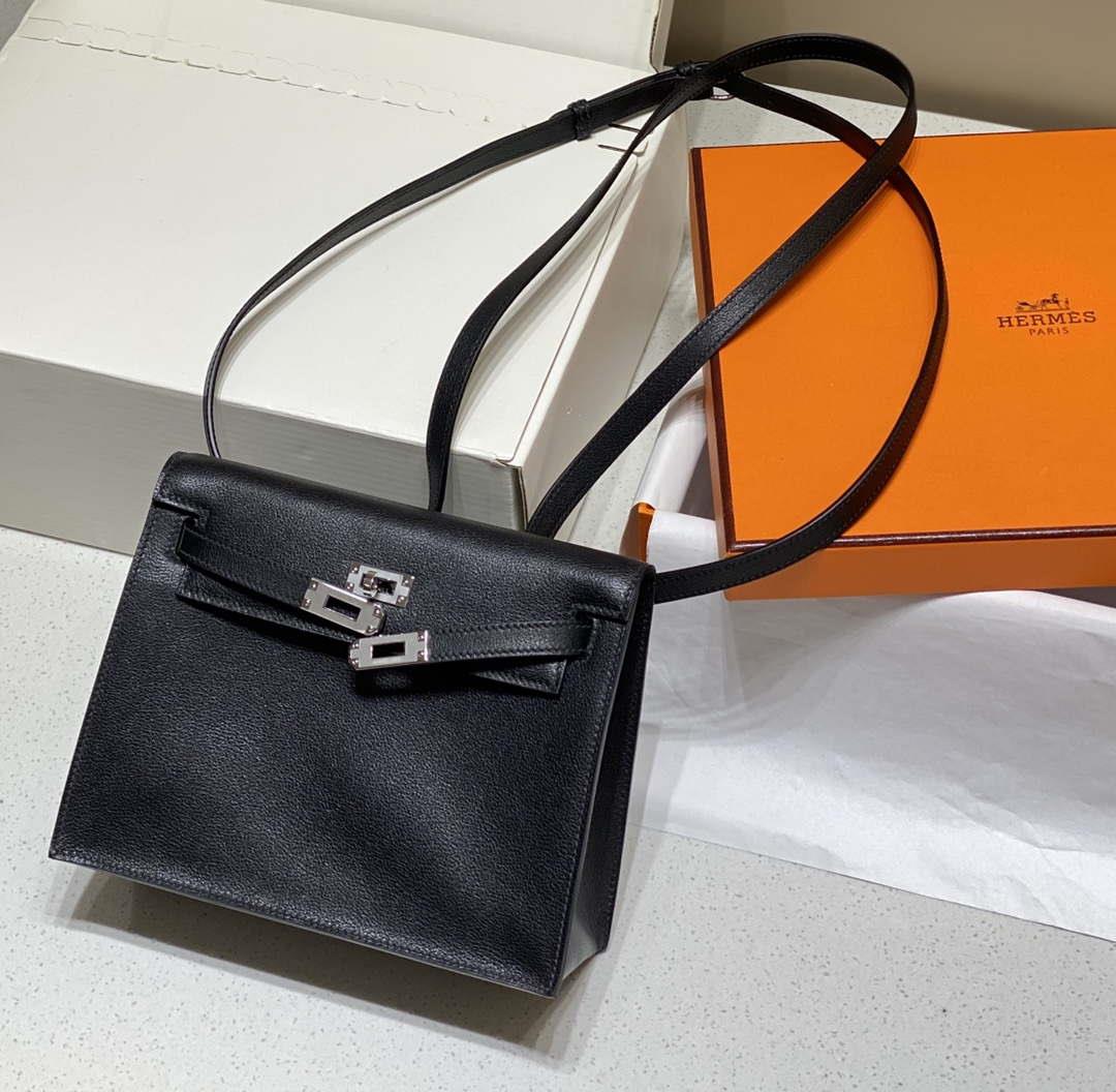 Hermes Evercolor Kelly Danse II 22cm Leather Crossbody Bag H20371 Black Silver