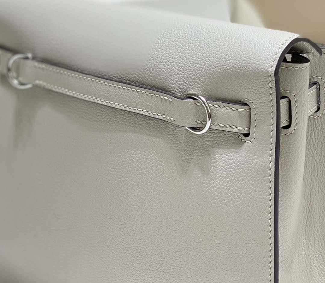 Hermes Evercolor Kelly Danse II 22cm Leather Crossbody Bag H20373 Light Gray Silver