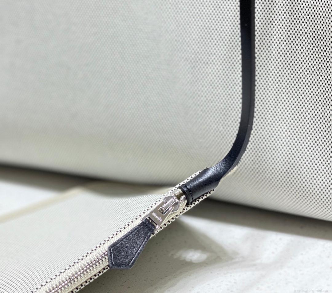 Hermes H084076CKAD Herbag Zip 31 Bag in Black Hunter Leather and Canvas H60048