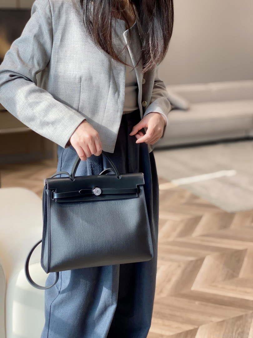 Hermes H084076CKAD Herbag Zip 31 Bag in Black Hunter Leather and Canvas H60058