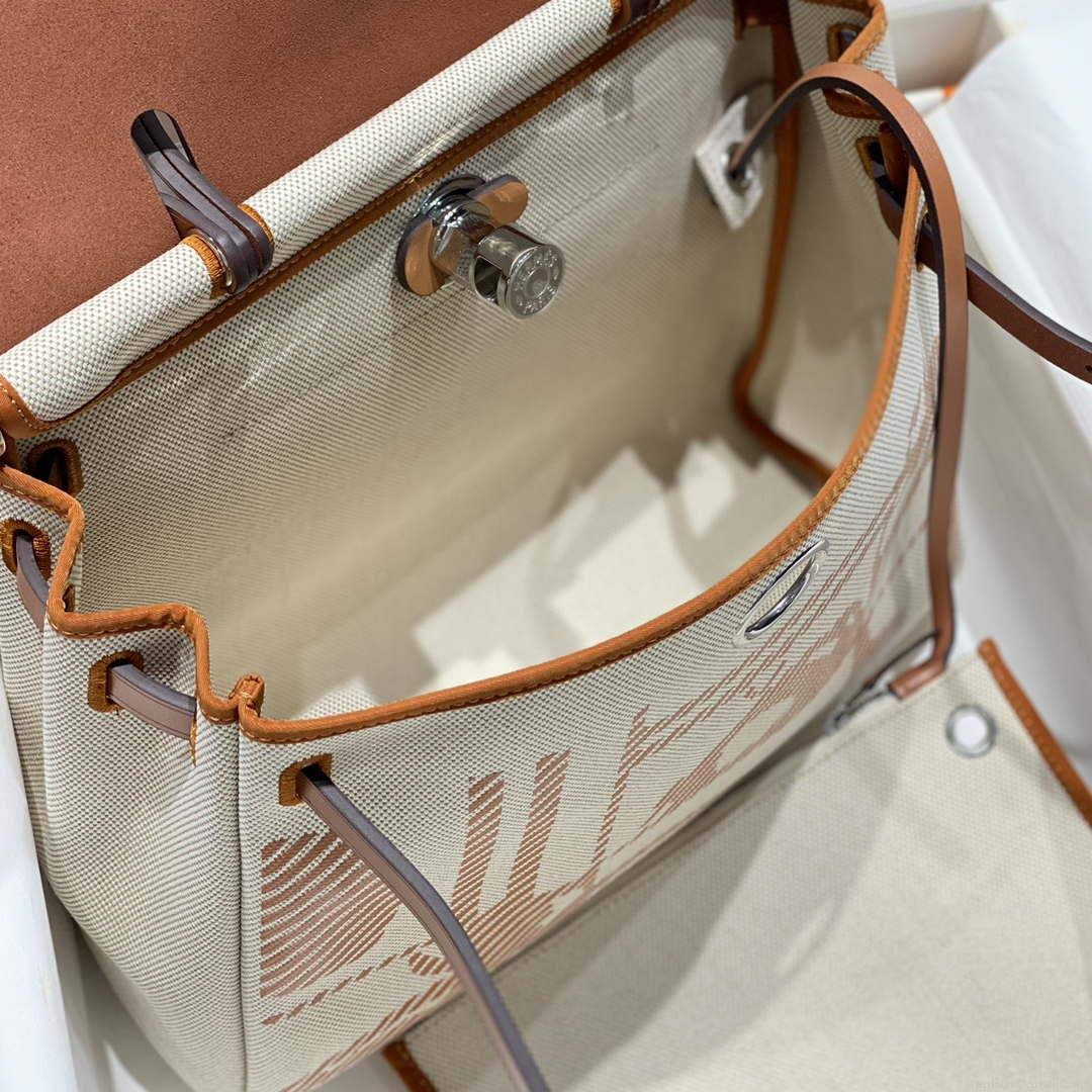 Hermes H084076CKAD Herbag Zip 31 Bag in Brown Hunter Leather and Canvas H60061