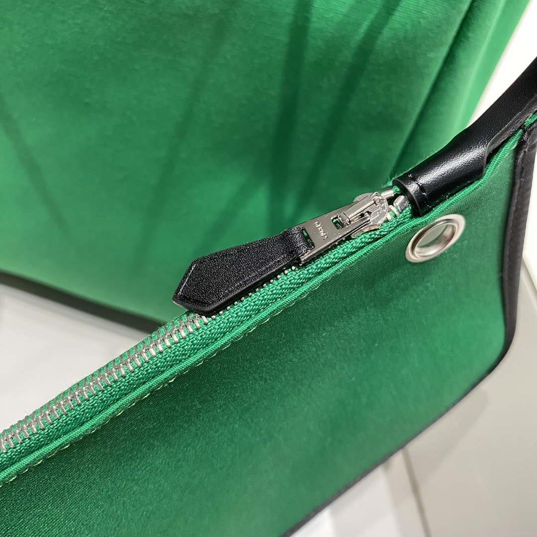 Hermes H084076CKAD A Dos Zip Retourne Herbag Backpack Toile Vache Hunter Ebene H60069