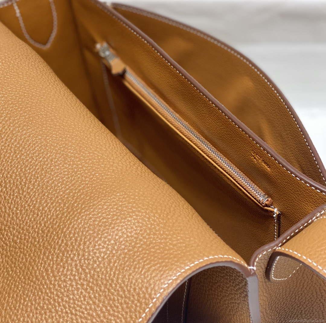 Hermes H074774CK37 Steve light messenger bag Brown