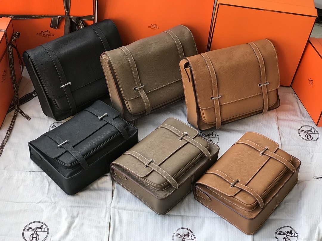 Hermes H074774CK37 Steve light messenger bag 34cm Brown