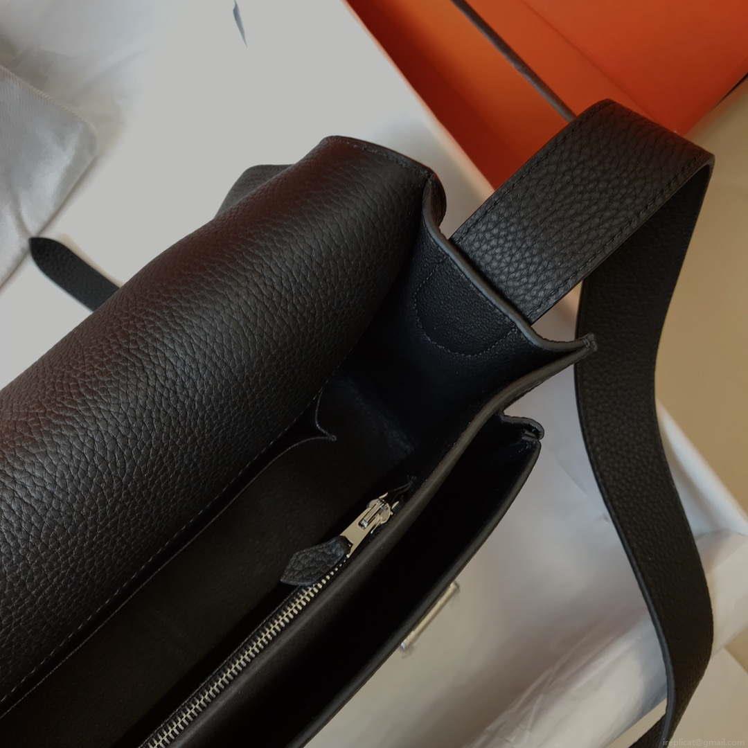 Hermes H074774CK37 Steve light messenger bag 34cm Black