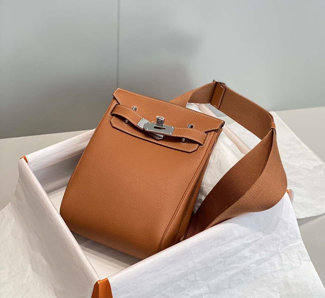 Hermes H083591CK89 Hac a Dos GM backpack Orange