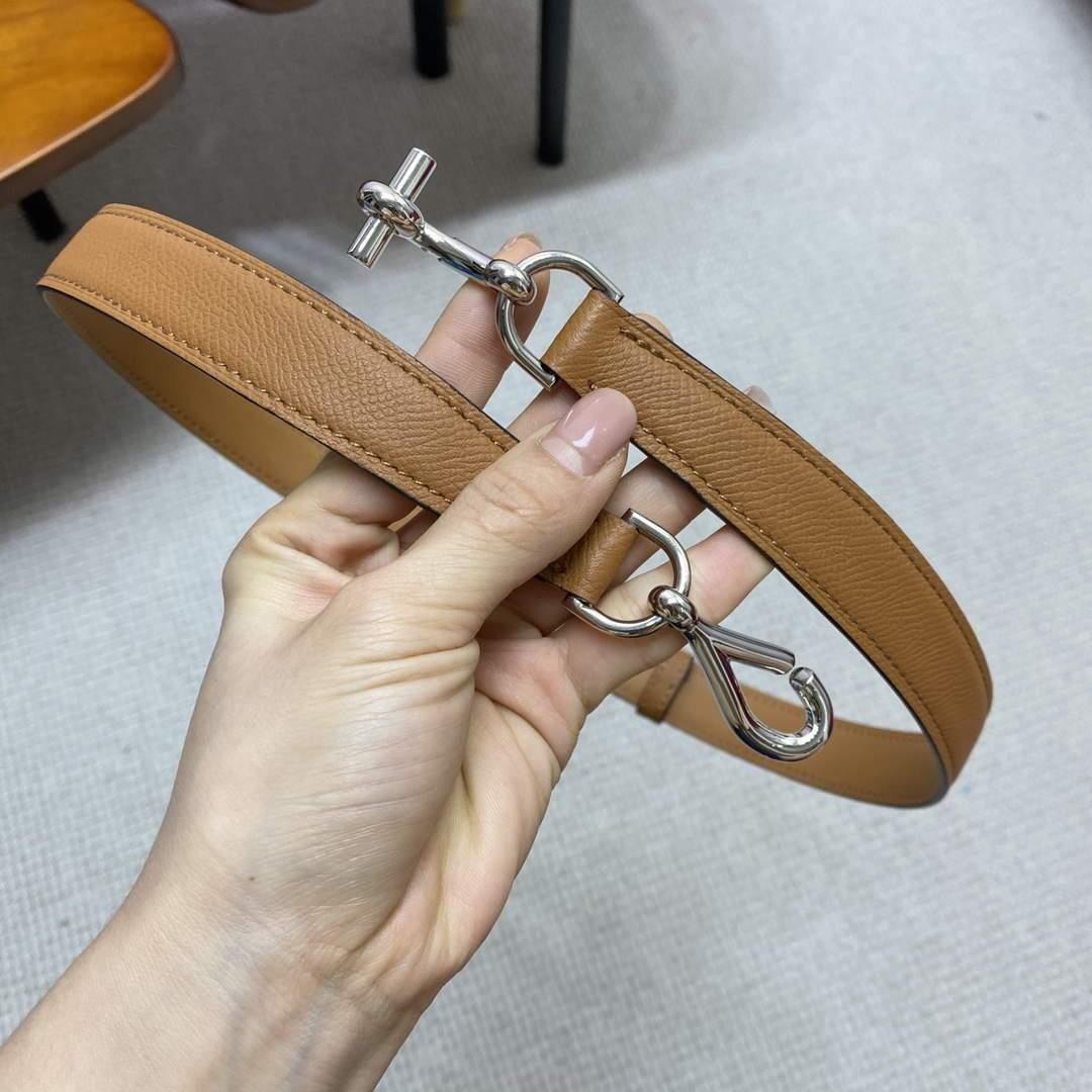 Hermes Women’s Leather Belt 24MM 19020 Brown