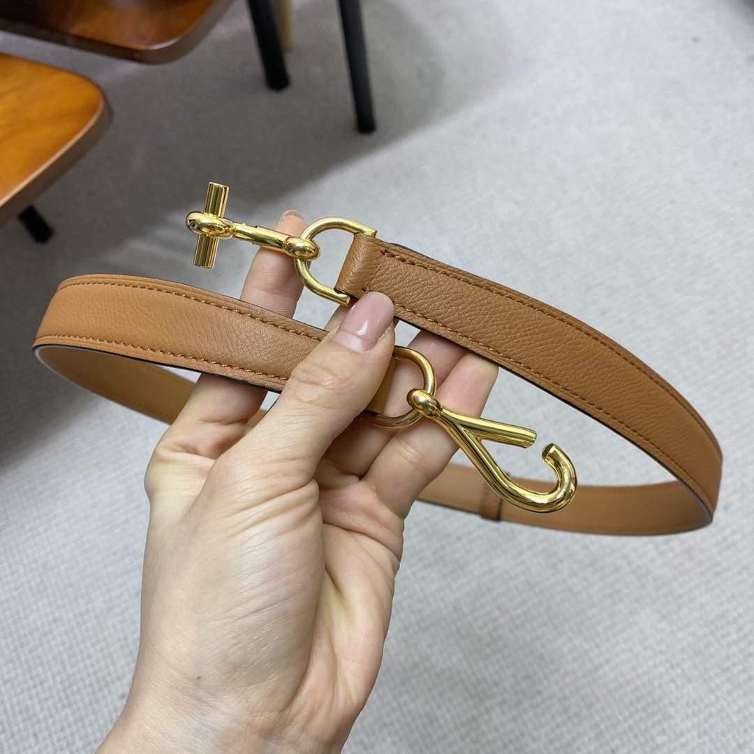 Hermes Women’s Leather Belt 24MM 19020 Brown