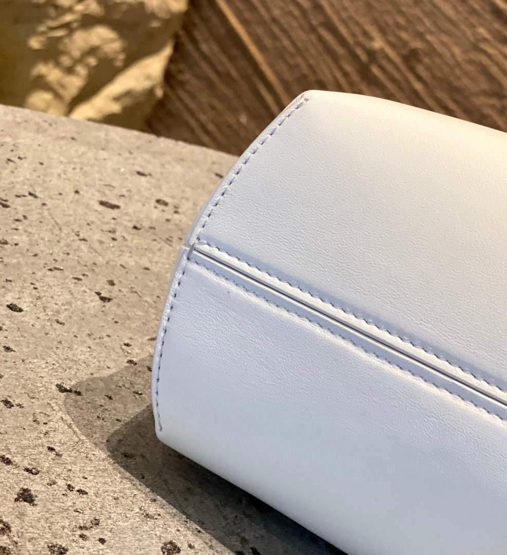 Fendi 8BP127 FENDI FIRST Medium White leather bag