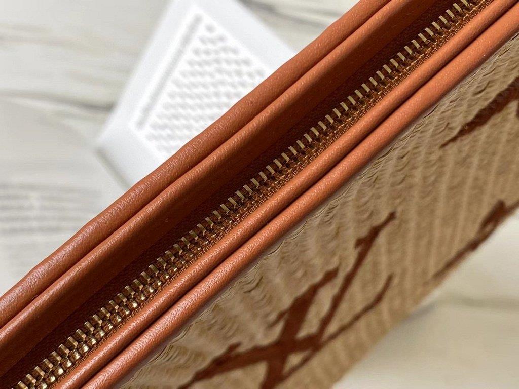 Louis Vuitton M80351 LV M80352 Toiletry Pouch 26 Monogram Canvas Tan