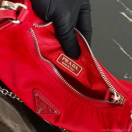 Prada 1BH204 Prada Re-Edition 2005 Nylon Bag Red