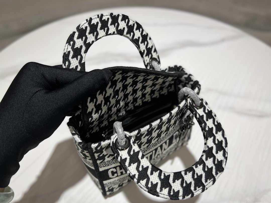 Dior M0500 MINI Lady D-LITE Bag Black and White Houndstooth Embroidery