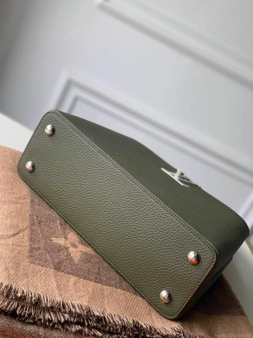 LV M57523 Louis Vuitton Capucines MM Bag Green