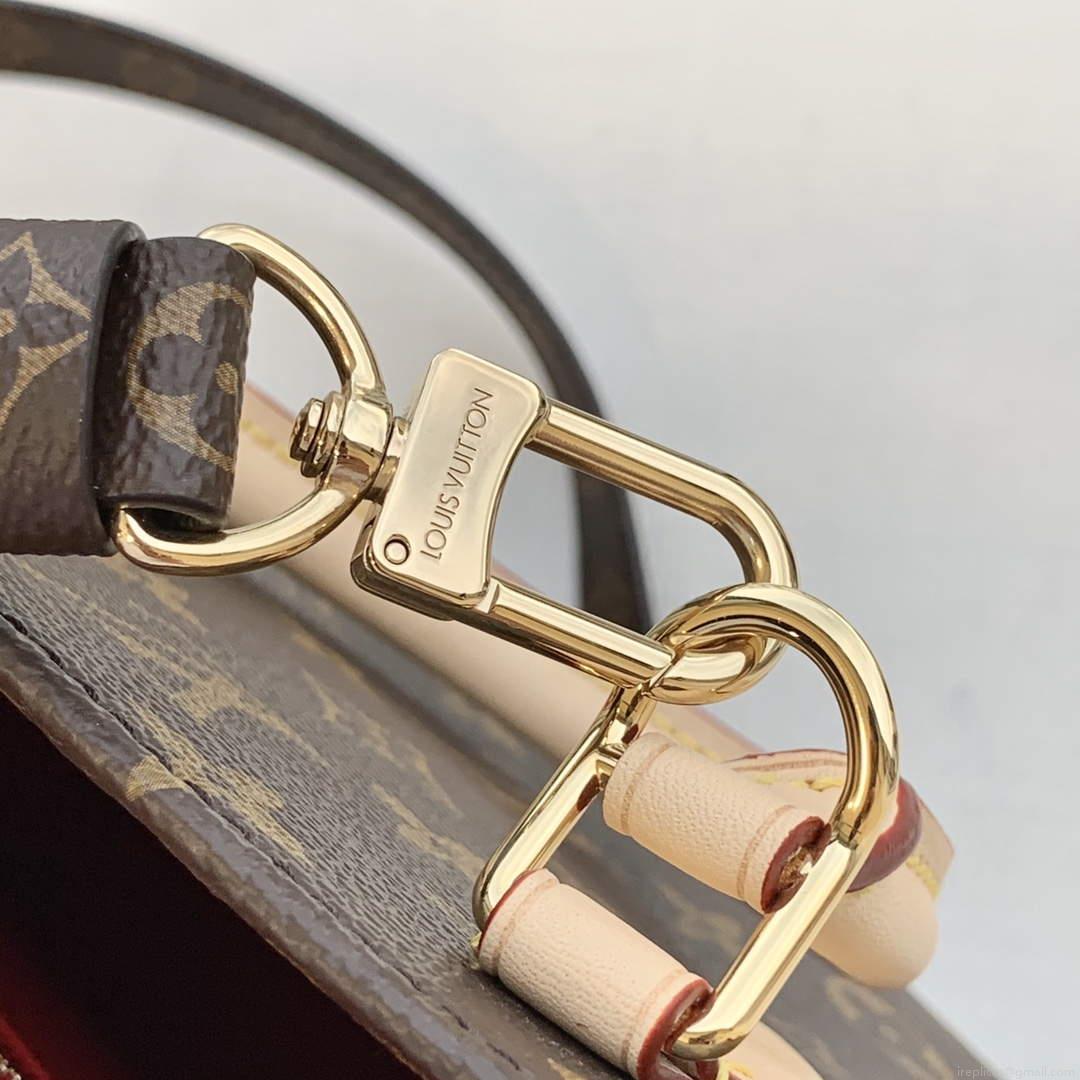 LV M45847 Louis Vuitton Sac plat BB Monogram