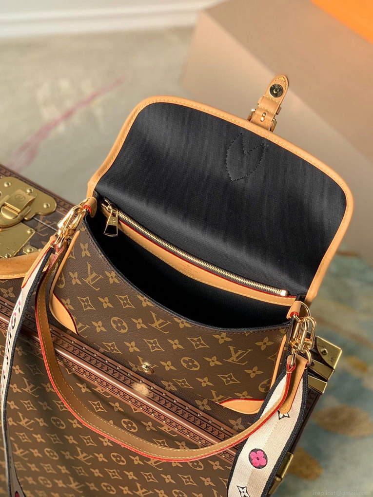 LV M45985 Louis Vuitton Diane Bag Monogram M46049