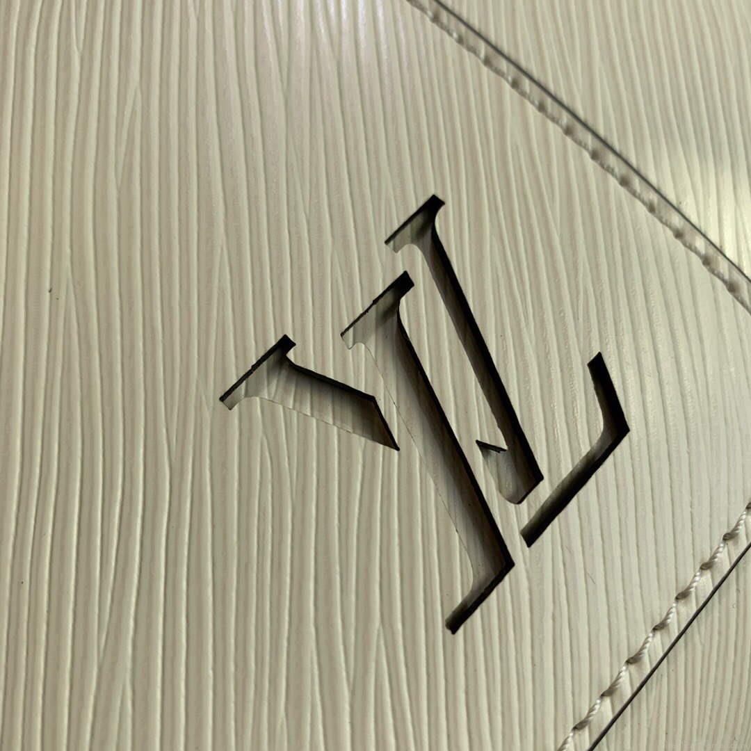 LV M59953 Louis Vuitton Marelle Tote MM Quartz White