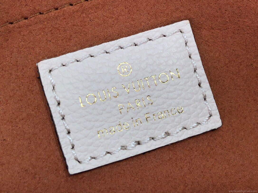 LV M59733 Louis Vuitton Lockme Tender Quartz White