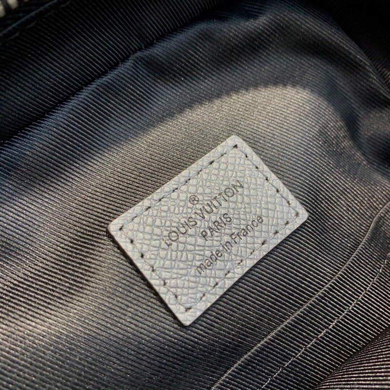 LV M30833 Louis Vuitton Outdoor Slingbag Gunmetal gray
