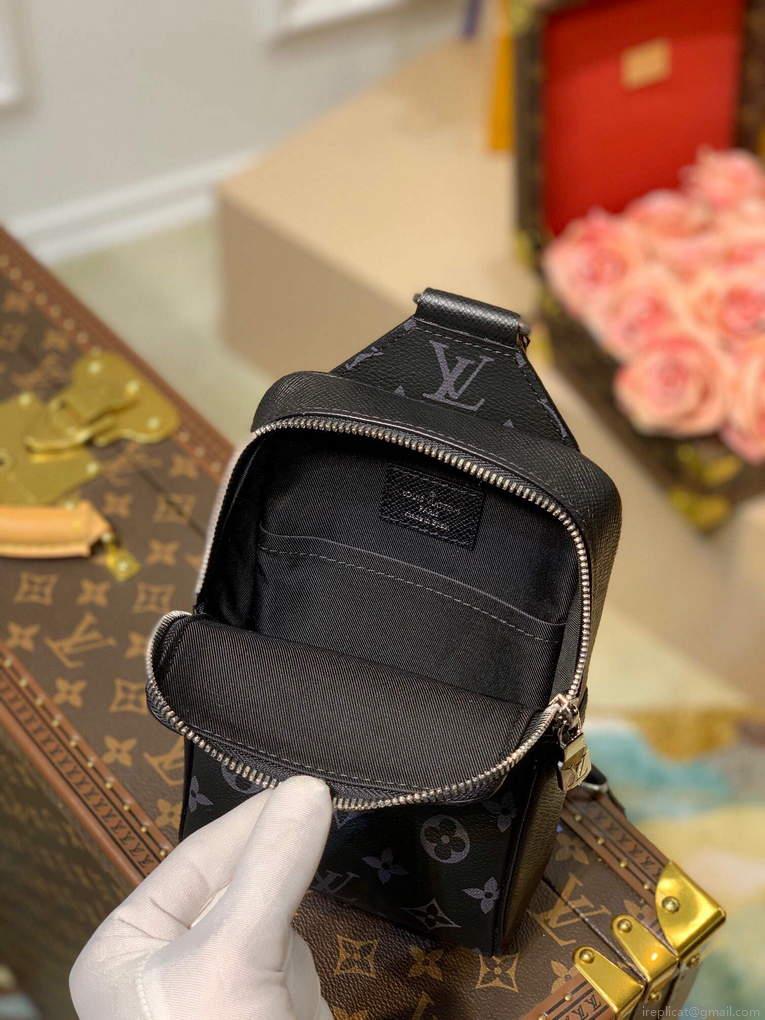 LV M30741 Louis Vuitton Outdoor Slingbag Black