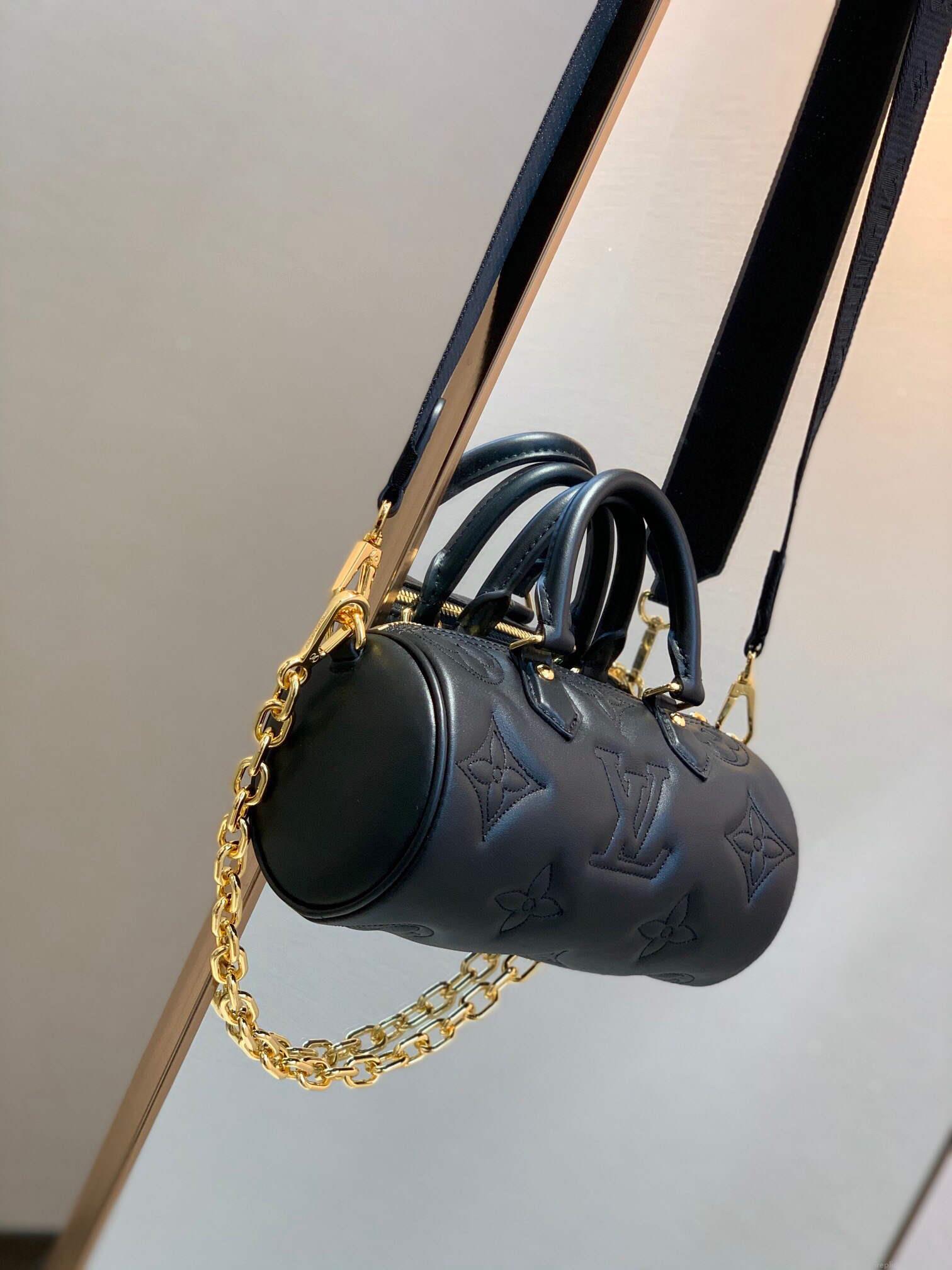 LV M59800 Louis Vuitton Papillon BB Handbag Black