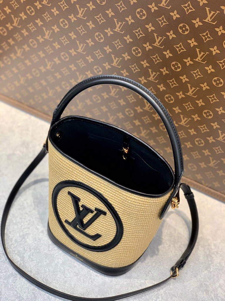 LV M59961 Louis Vuitton Petit Bucket Bag Black
