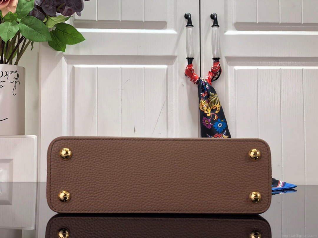 LV M59066 Louis Vuitton Capucines BB Handbag Light Brown