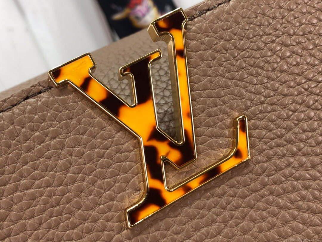 LV M59066 Louis Vuitton Capucines BB Handbag Light Brown