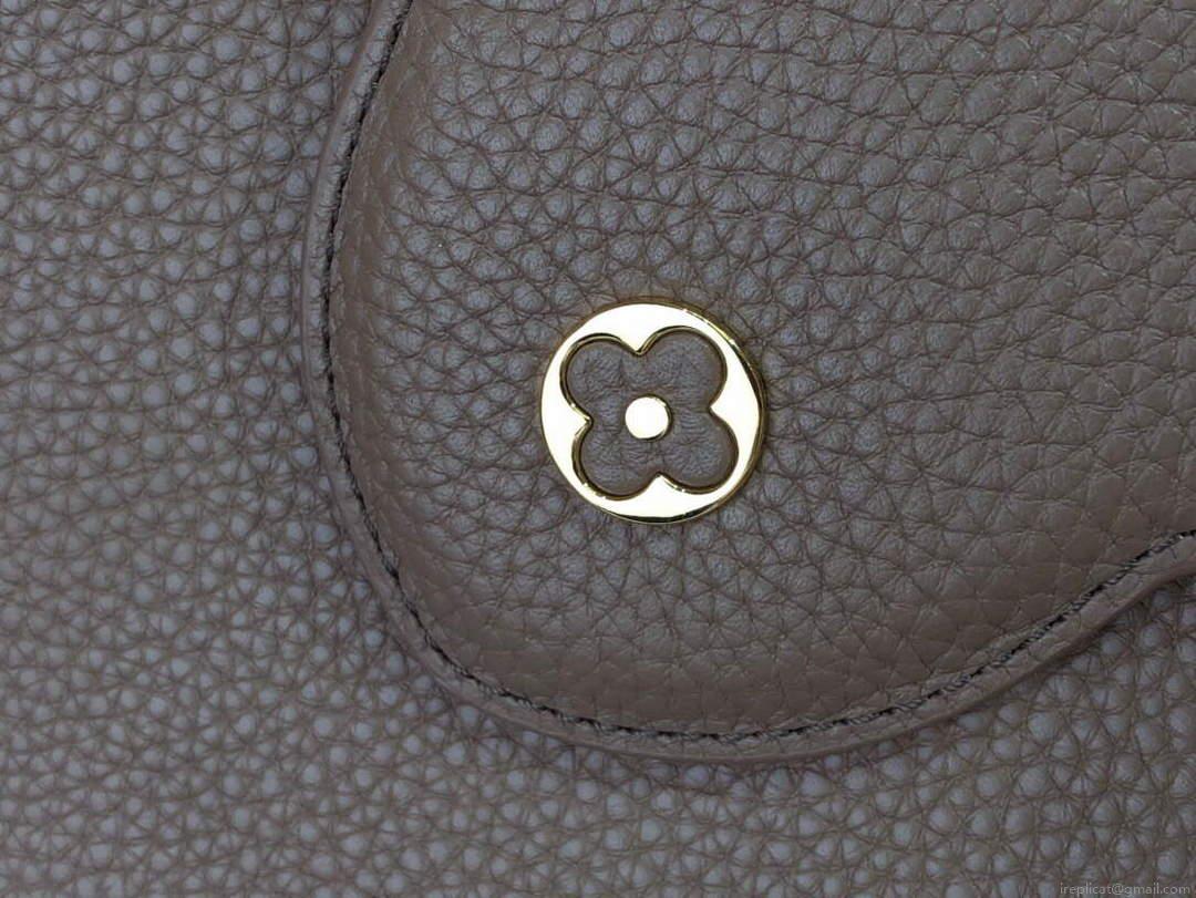 LV M59066 Louis Vuitton Capucines BB Handbag Light Brown