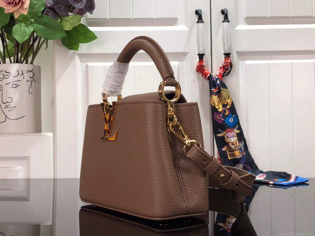LV M56071 Louis Vuitton Capucines Mini Handbag Light brown