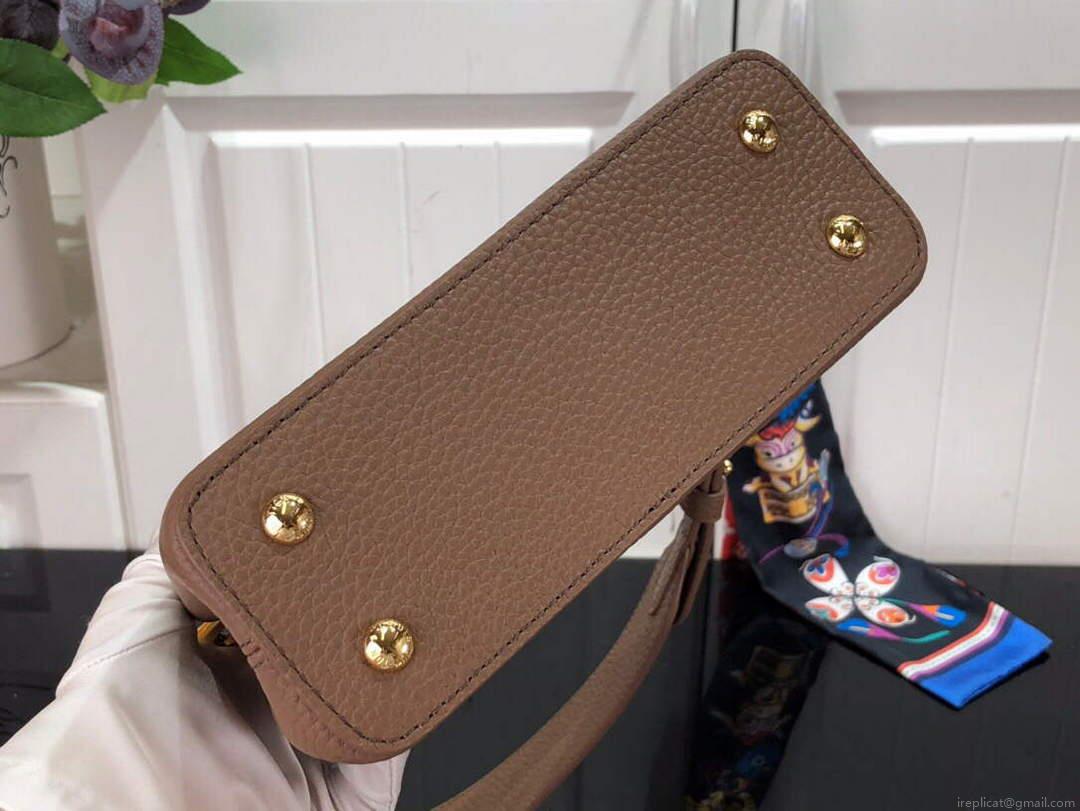 LV M56071 Louis Vuitton Capucines Mini Handbag Light brown