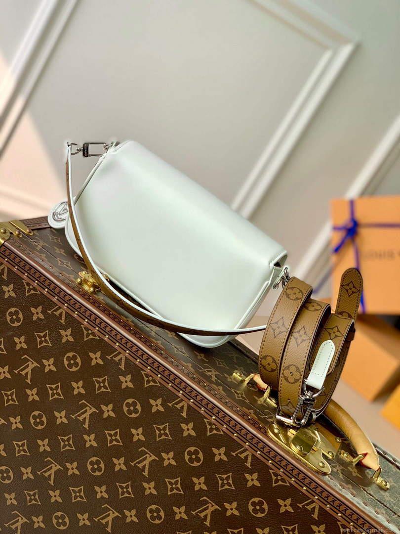 LV M20395 Louis Vuitton Swing Handbag White