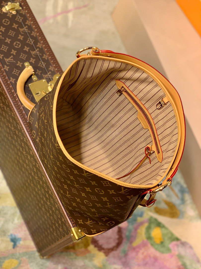 LV M50156 LouisVuitton Delightful MM Monogram Canvas