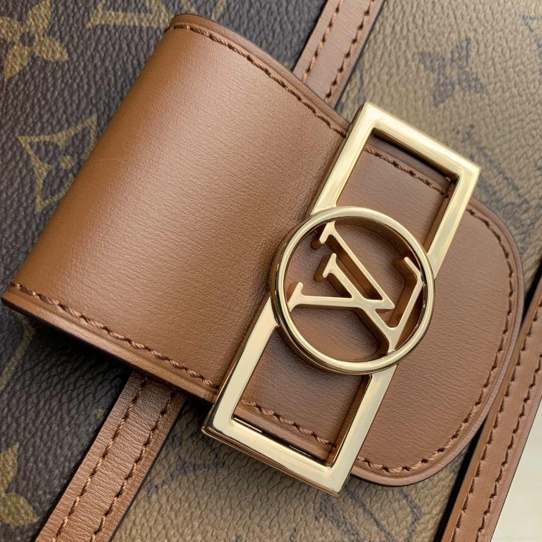 LV M45959 Louis Vuitton Dauphine Mini Bag Monogram