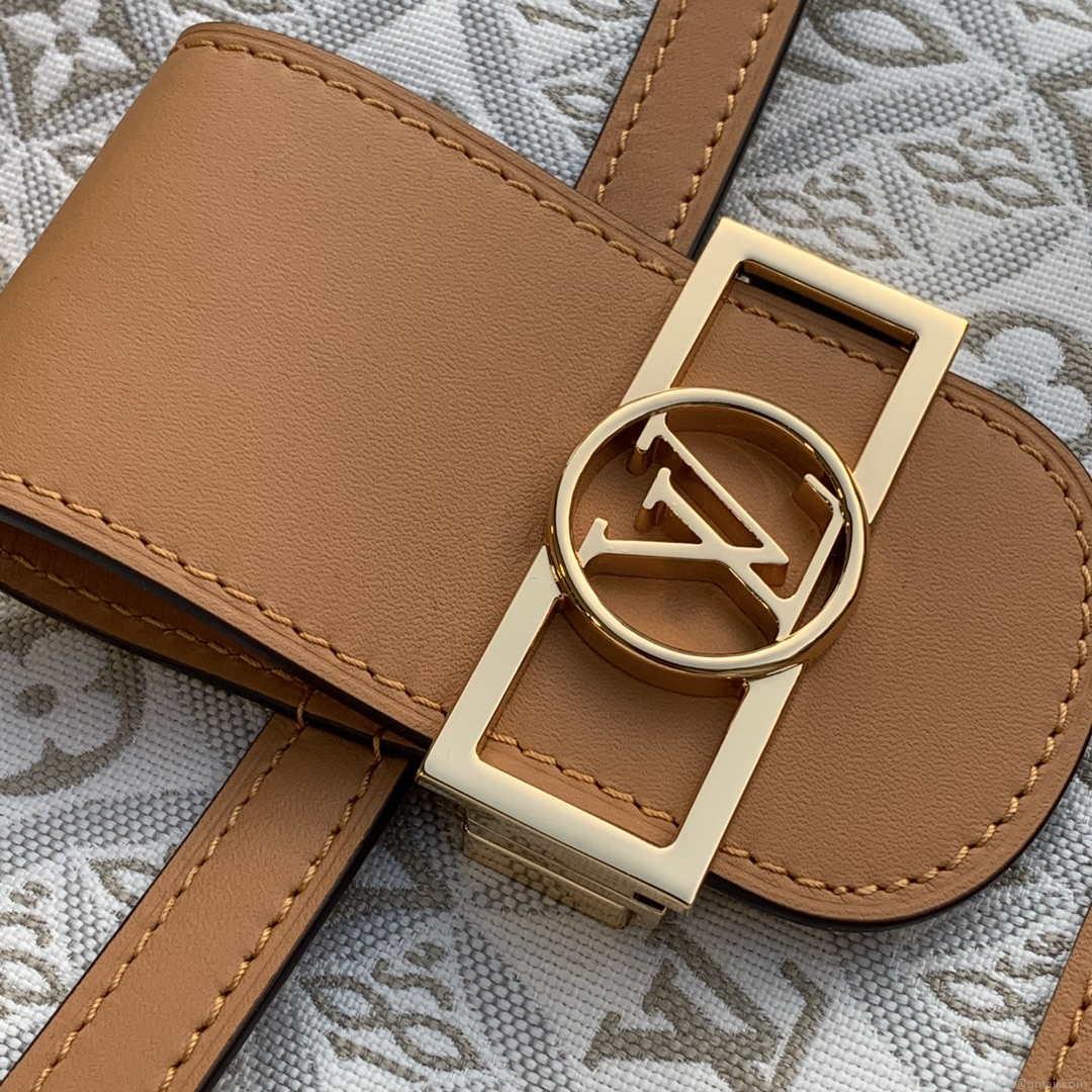 LV M59483 Louis Vuitton Dauphine MM Bag Monogram White