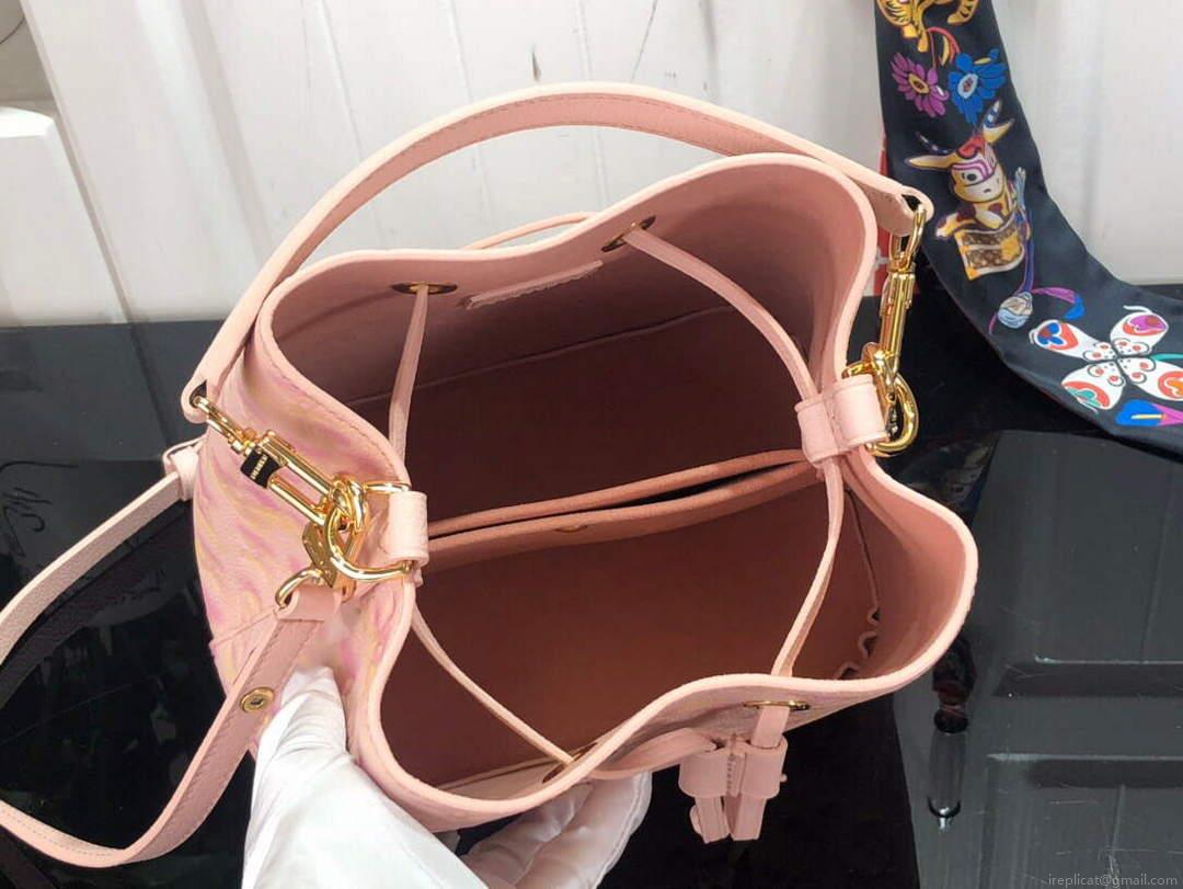 LV M46174 Louis Vuitton NÉONOÉ BB Bucket Bag Pink