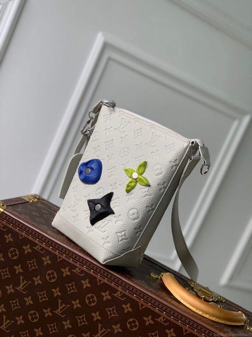LV M20875 Louis Vuitton Hobo Cruiser PM Bag White