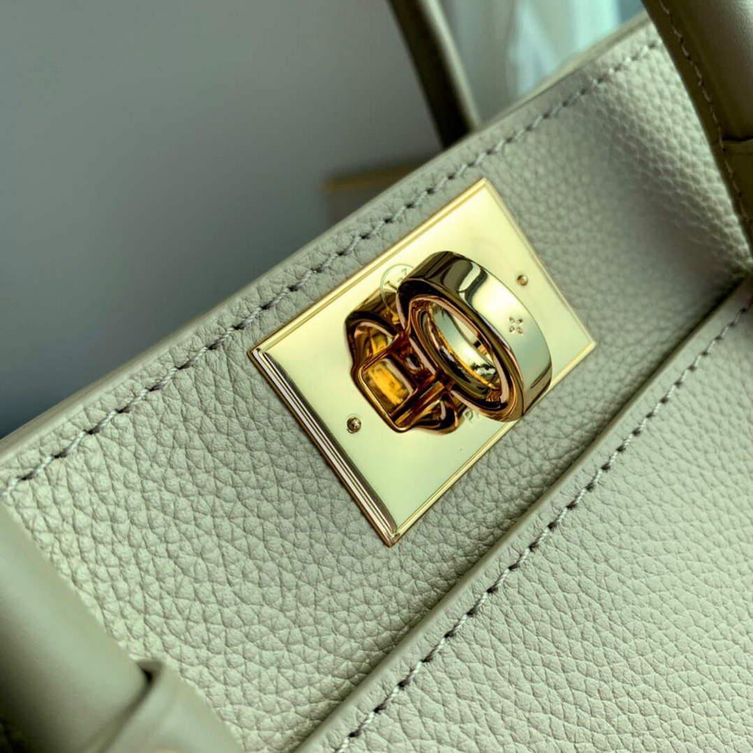 LV M57729 Louis Vuitton On My Side PM Tote Bag Beige