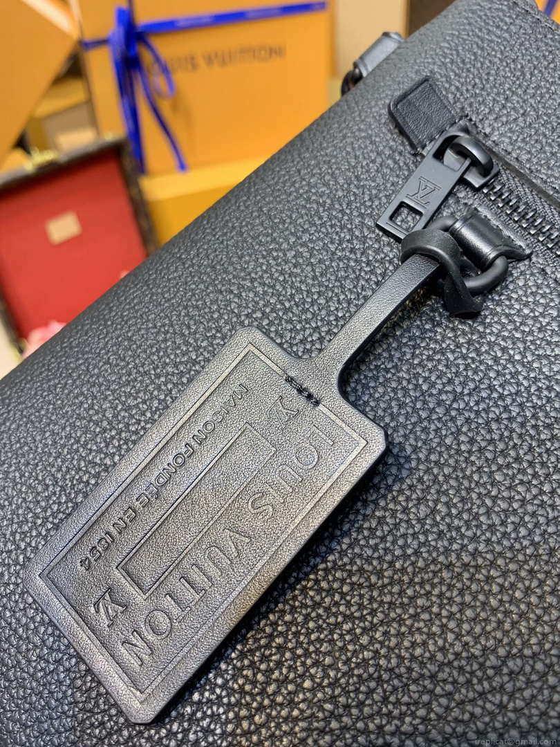 Louis Vuitton M69837 LV Aerogram Pochette iPad Black
