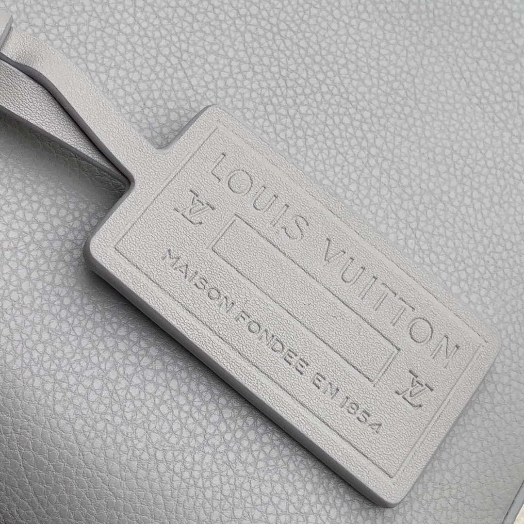Louis Vuitton M69836 LV Aerogram Pochette iPad M69837 Gray